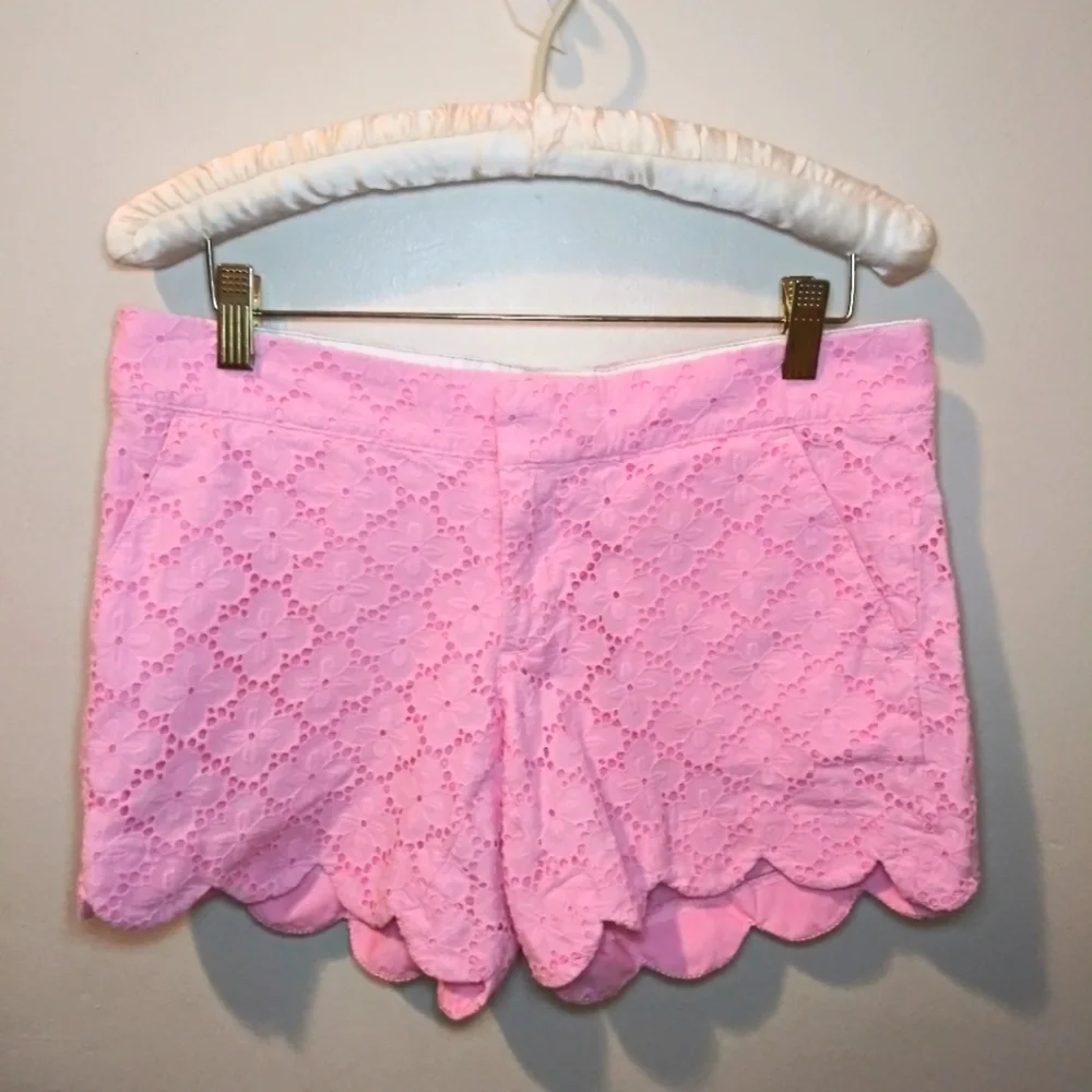 Lilly Pulitzer Pink Barbiecore Eyelet Buttercup Shorts - Picture 2 of 9